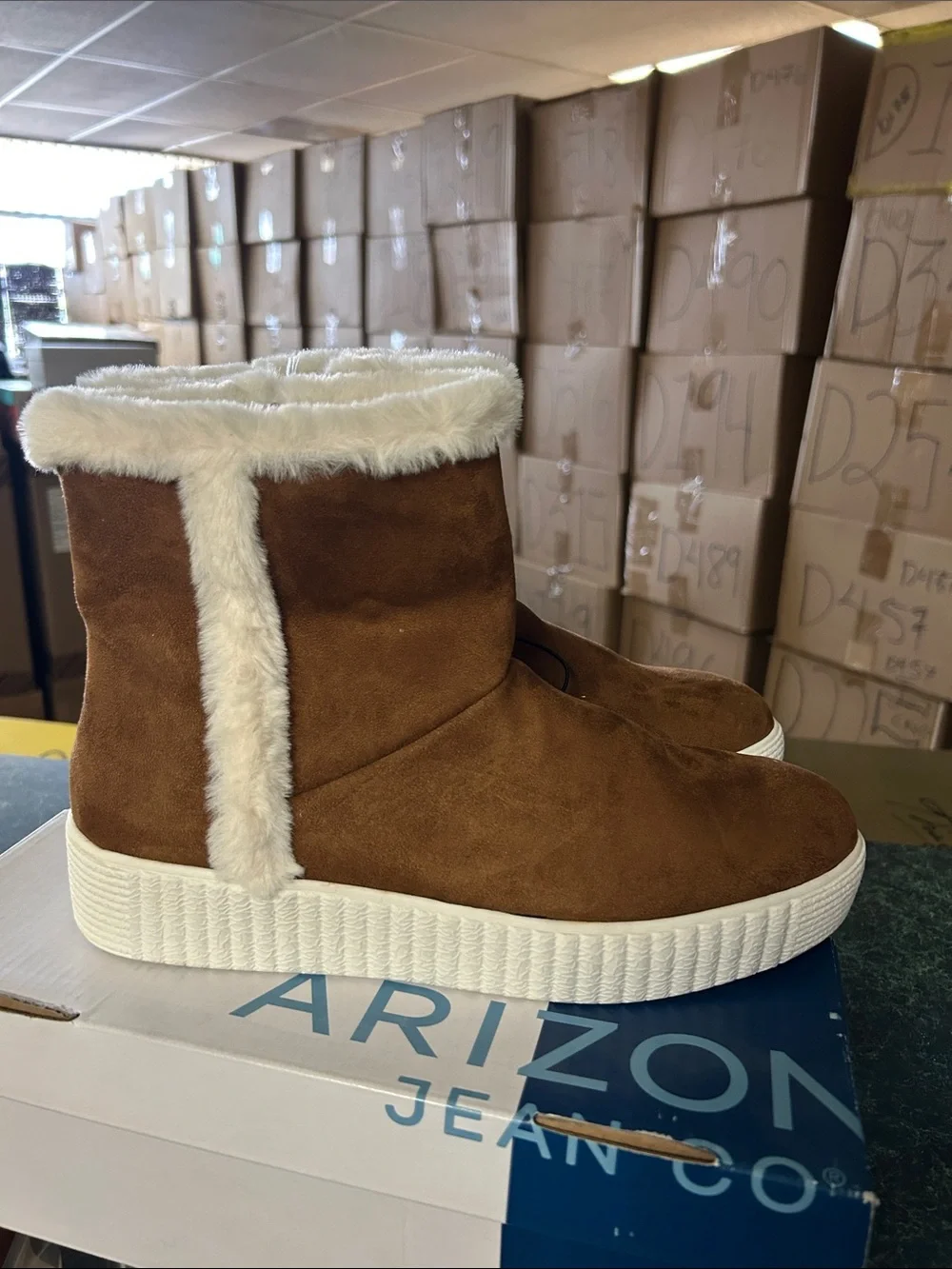 Arizona Jean Company Brown Faux Fur Winter Boots